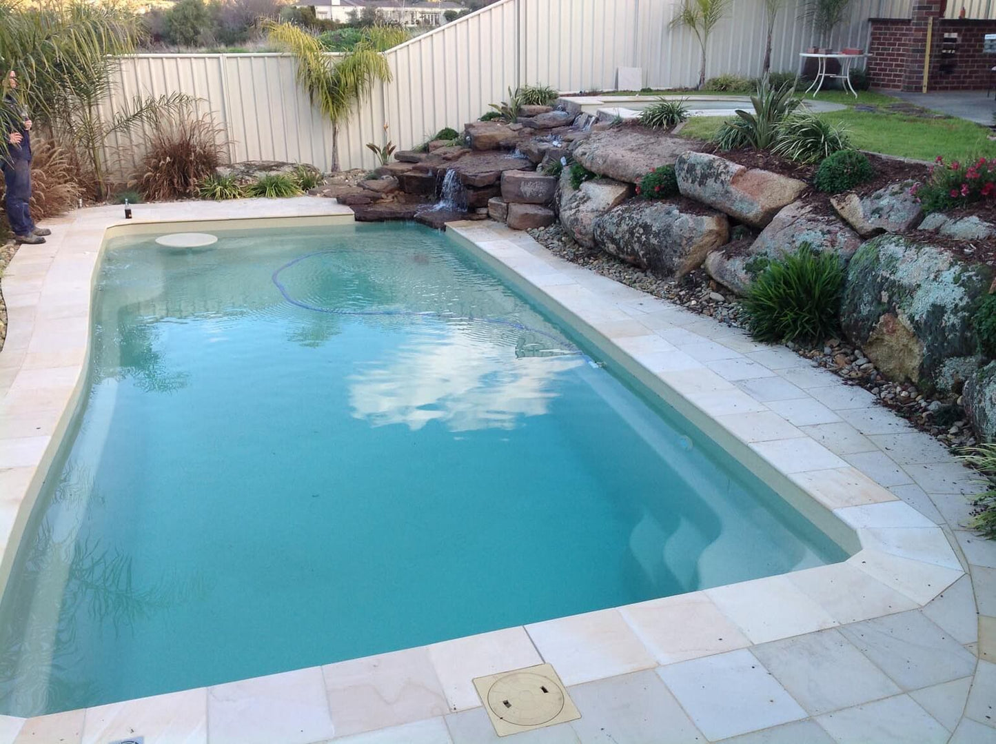 The Hudson swimming pool range from Conquest Pools Albury Wodonga your local premier swimming pool builder. Be sure to contact Conquest Pools Albury Wodonga your true one stop swimming pool company offering swimming pool installation, blankets, heating, chemicals, umbrellas, servicing and maintenance.