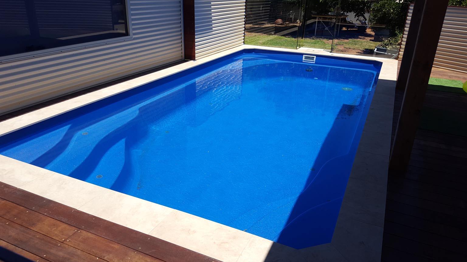 The Lachlan swimming pool range from Conquest Pools Albury Wodonga your local premier swimming pool builder. Be sure to contact Conquest Pools Albury Wodonga your true one stop swimming pool company offering swimming pool installation, blankets, heating, chemicals, umbrellas, servicing and maintenance.  